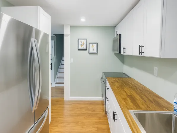 5 Camden Way, Avon, CT 06001