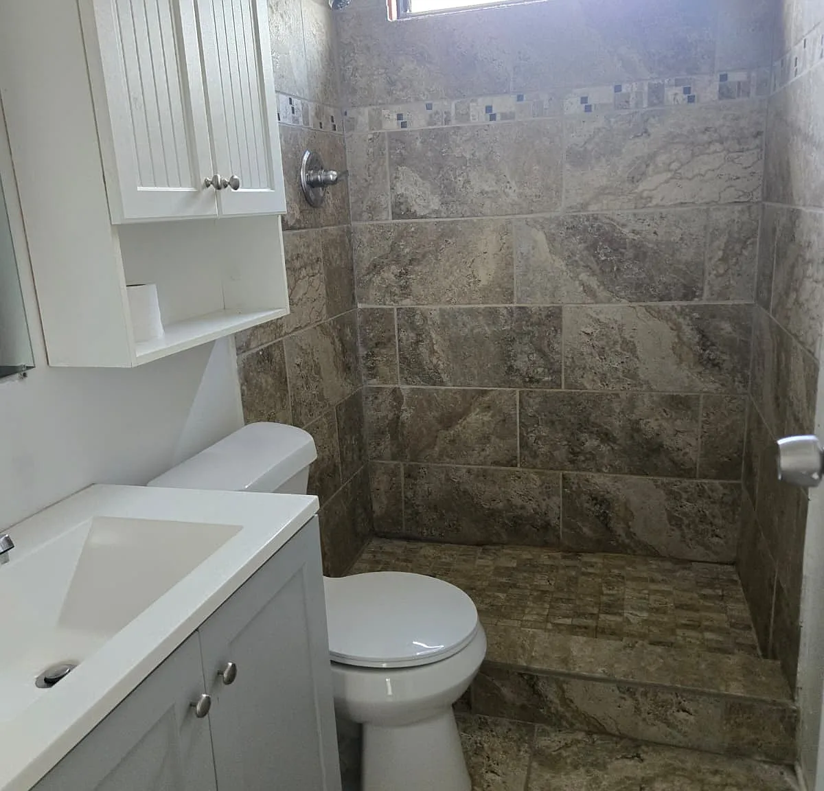 3 bed, 1152 sqft, $1,300 — Photo 4
