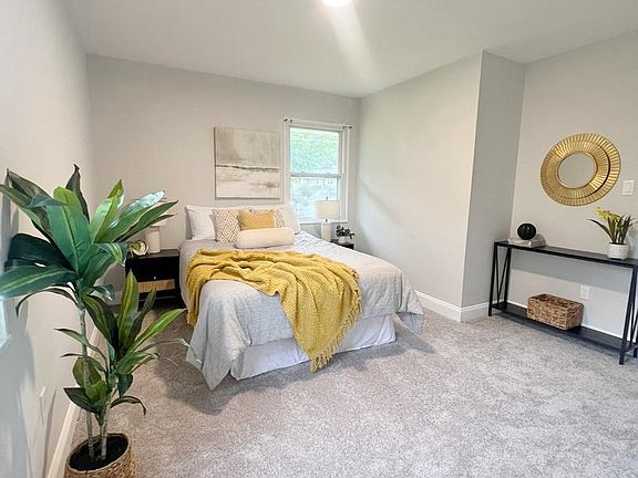 4th image of 601 Carson Ave