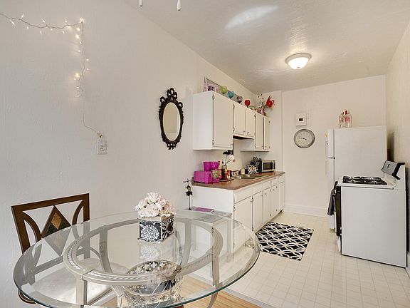 3rd image of 208 Western Ave N APT 506