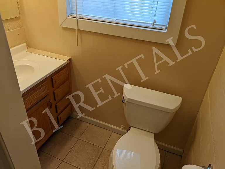 105 Greensburg St #2 — Photo 6