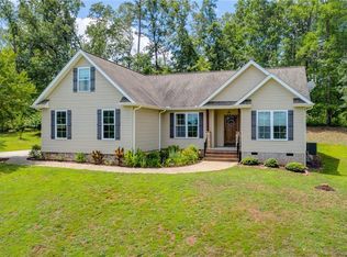 231 Riverbank Ct, Seneca, SC 29678