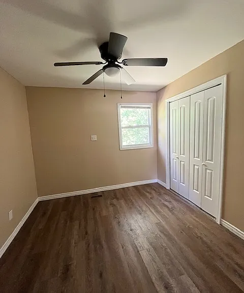 203 Vienna Cir — Photo 16