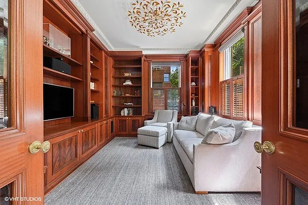 Sold by Murray Hill Properties | media 7