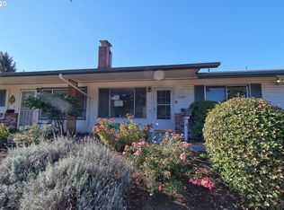 1045 NE 90th Ave APT C, Portland, OR 97220