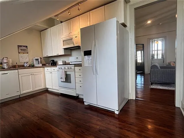 734 Ursulines Ave — Photo 6