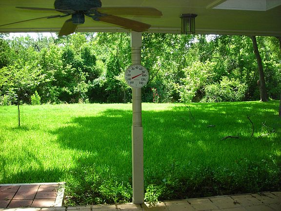 2nd image of 501 S Lake Creek Dr