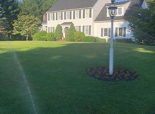 100 Fairway Dr, Halifax, MA 02338