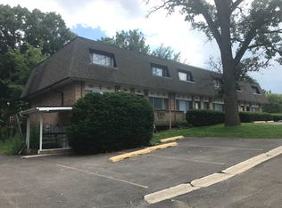 131 N Lincolnway APT 5, North Aurora, IL 60542