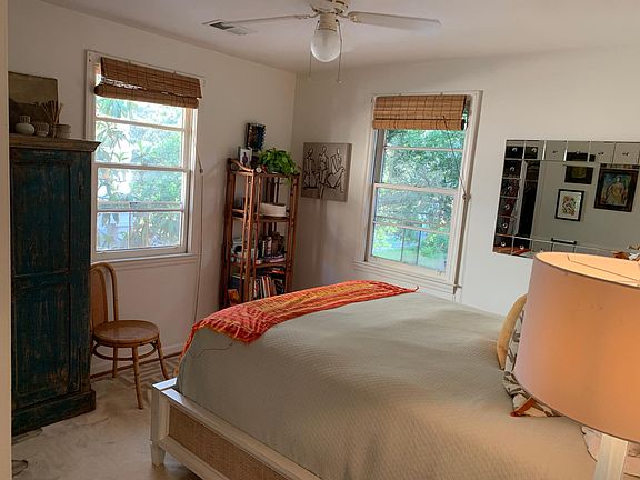 The entire apartment, walls and ceilings, have been repainted Aug 2024