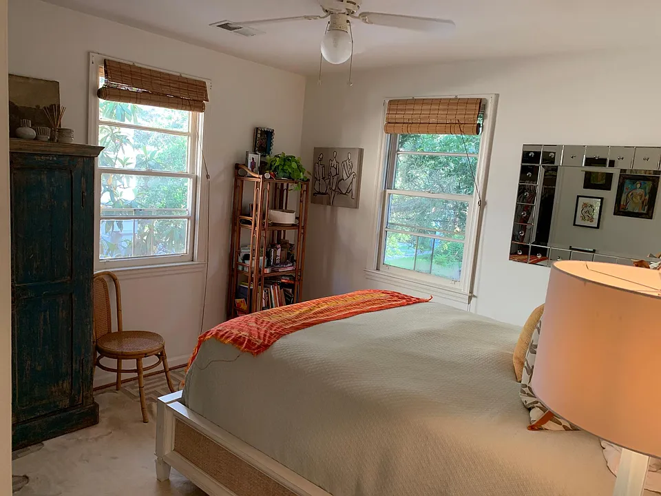 The entire apartment, walls and ceilings, have been repainted Aug 2024