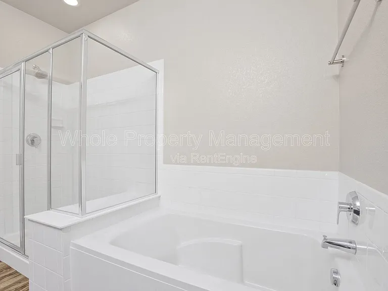 5829 N Beeler St — Photo 15
