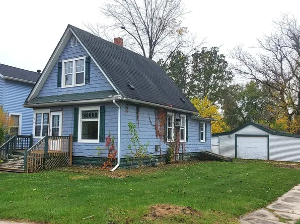 430 N Main St, Earlville, IL 60518