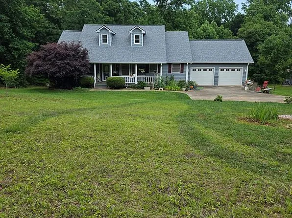 1494 The Orchard Rd, Clarkesville, GA 30523