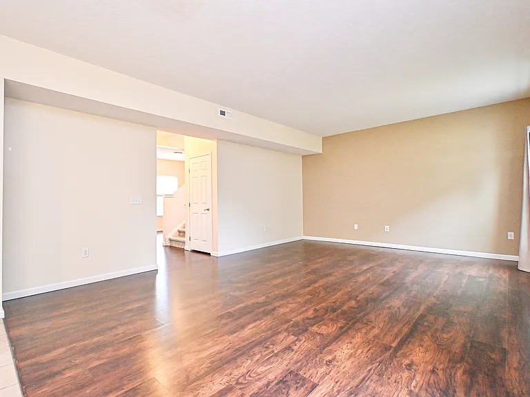 8453 Forest Valley Dr — Photo 21