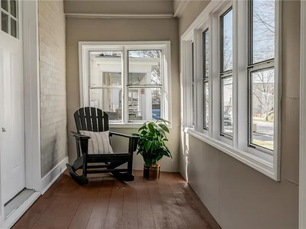 3139 McGee St, Kansas City, MO 64111