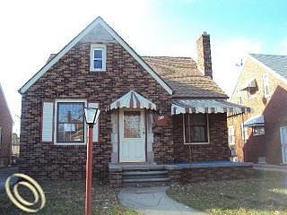 2nd image of 7411 Winthrop St