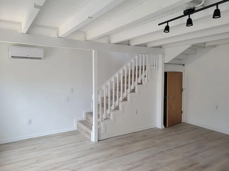 1617 Hawthorne St #A — Photo 7