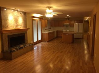 13576 Peters Rd, Lake Oswego, OR 97035