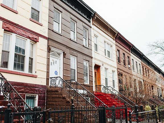 2nd image of 454 Bainbridge St #1