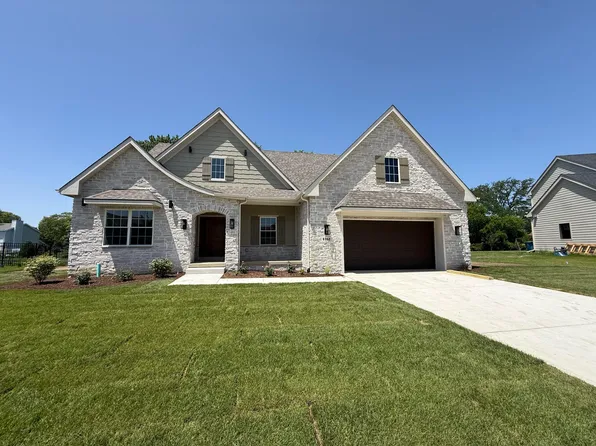 9352 Wyman Dr, Saint John, IN 46373