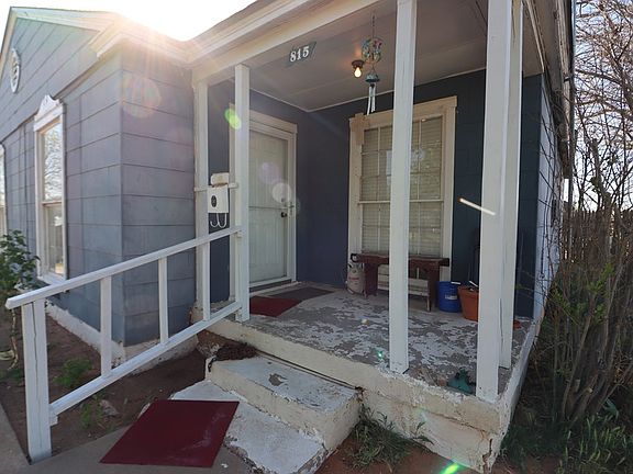 5th image of 815 W 24th St