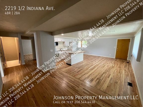 4th image of 2219 1/2 S Indiana Ave