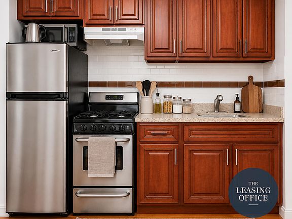 2nd image of 346 E 65th St APT 3C