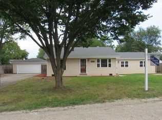 32975 N Wayside Pl, Grayslake, IL 60030