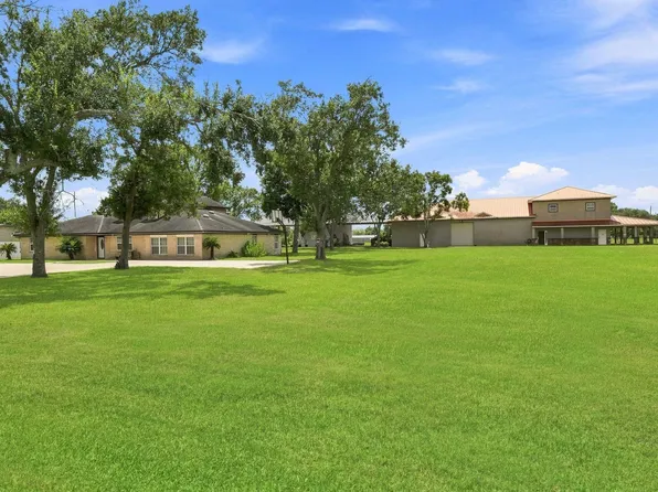 5930 County Road 396, Alvin, TX 77511