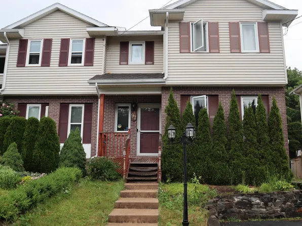 97 Bruce Dr, Halifax, NS B4C 3V2