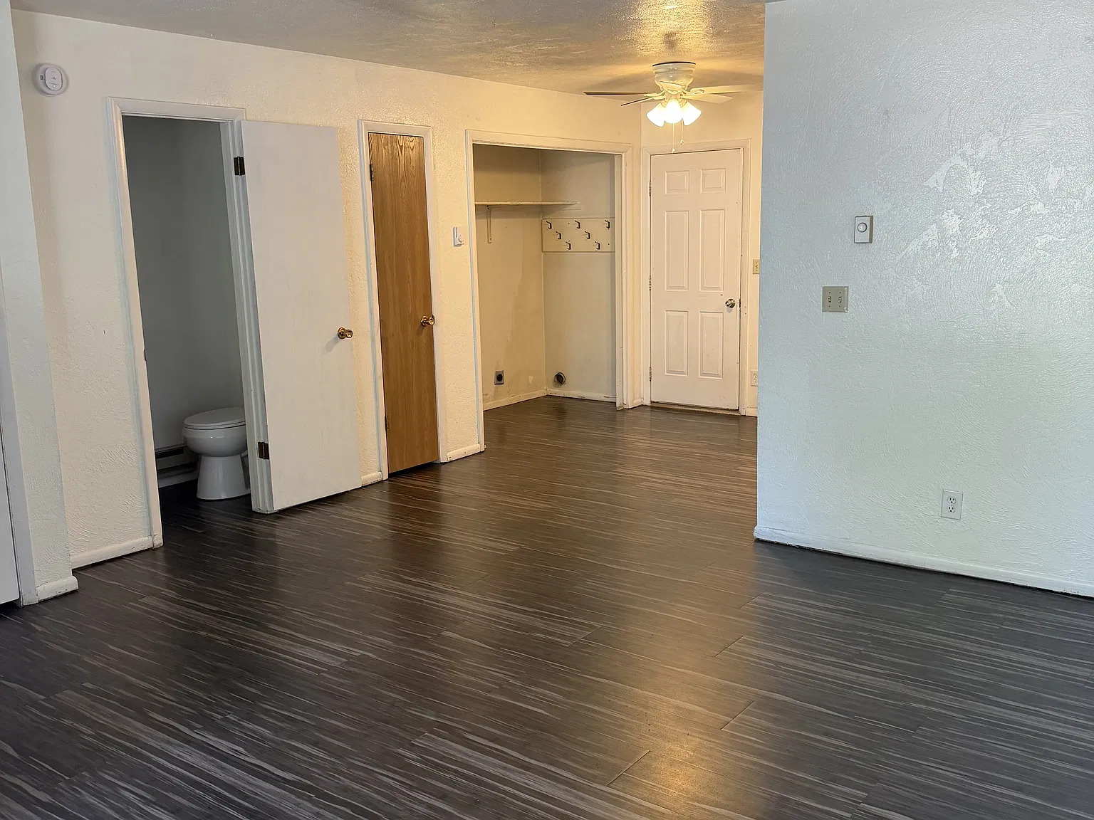 Moonlite Drive Town homes - 350 Moonlite #4 — Photo 1