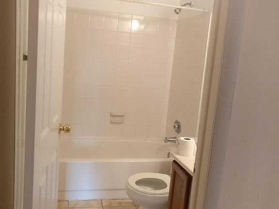 3rd image of 441 Gregory Ave