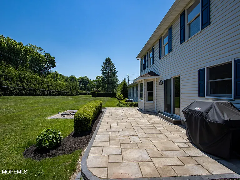 220 Branch Ave — Photo 16