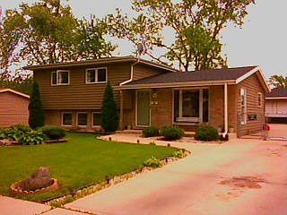 2nd image of 231 E Lorraine Ave