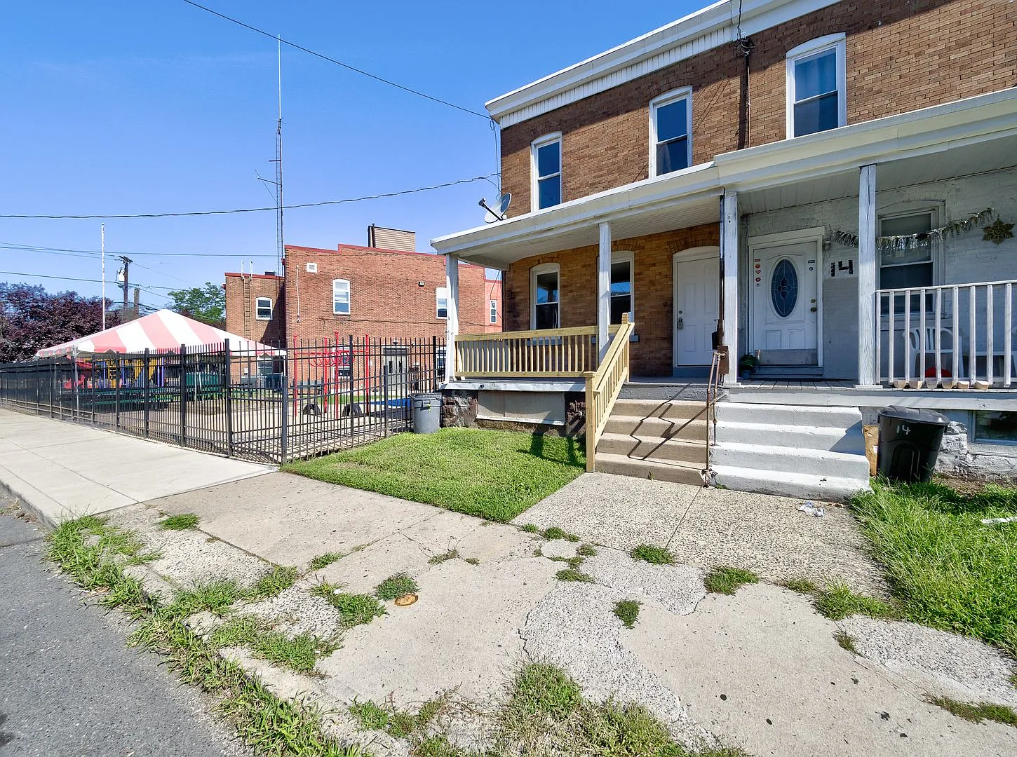 12 Adella Ave — Photo 1