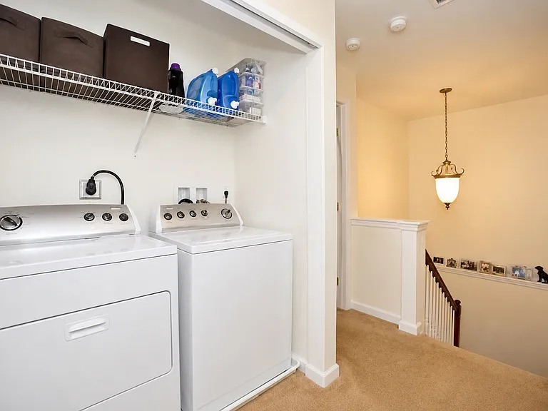 122 Broadstone Dr — Photo 13