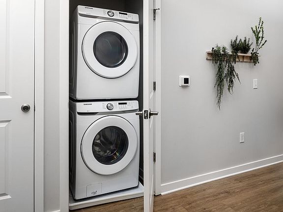 In-home full-size washer and dryer
