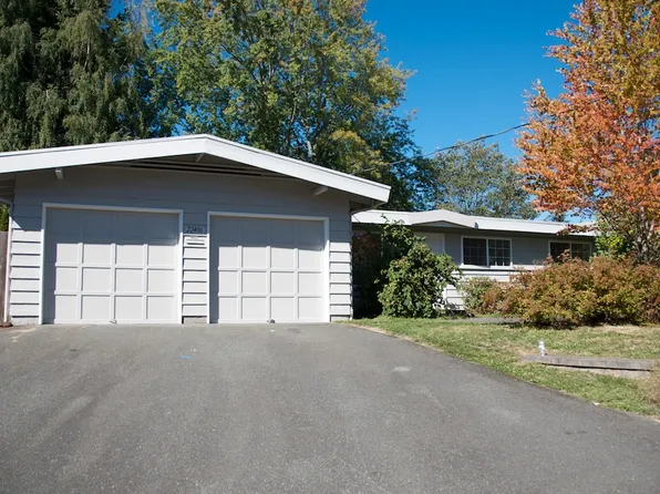 22406 40th Pl W, Mountlake Terrace, WA 98043