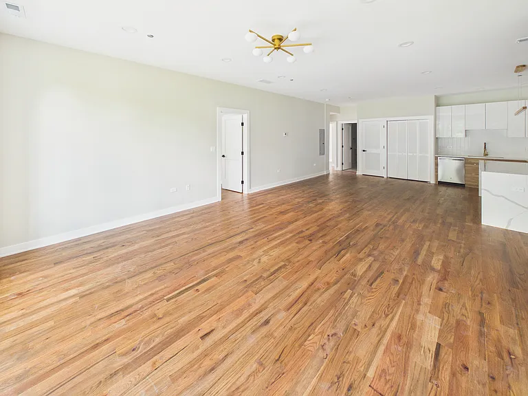 2839 W 24th Blvd #1F — Photo 35