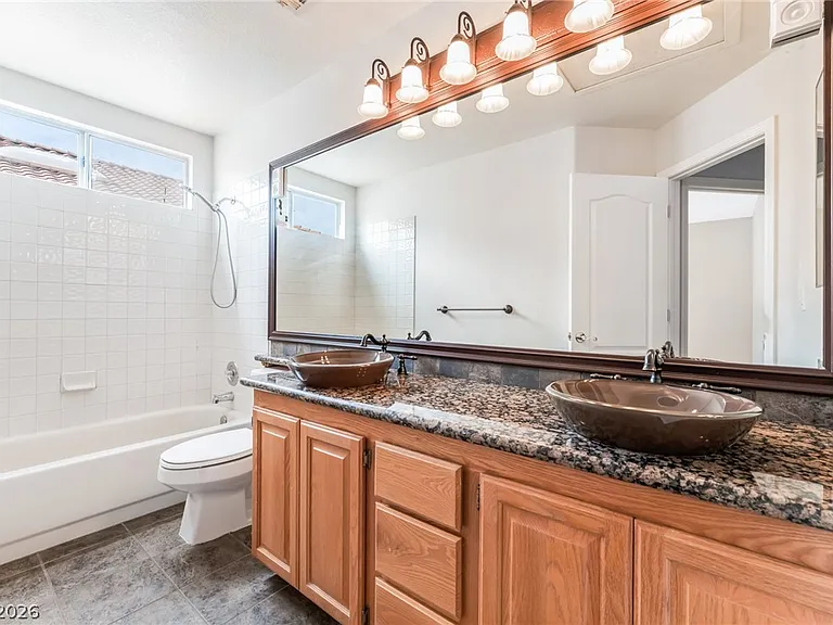 1733 Tesara Vista Pl — Photo 30