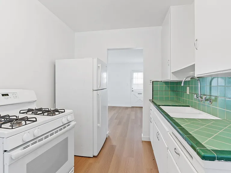 Washington Blvd. Marina Apartments - near Abbot Kinney! — Photo 10