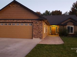 2381 E Satterfield, Meridian, ID 83642