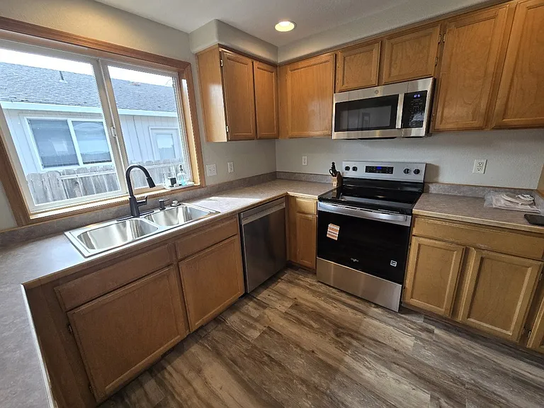 1826 Northwood Dr — Photo 10