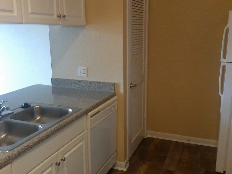 860 N Orange Ave #275 — Photo 8