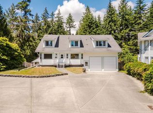 279 Lark Rd, Sunshine Coast, BC V0N 1V4
