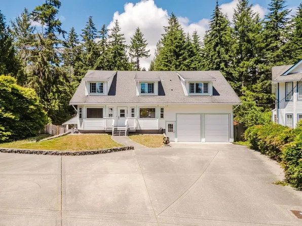 279 Lark Rd, Sunshine Coast, BC V0N 1V4