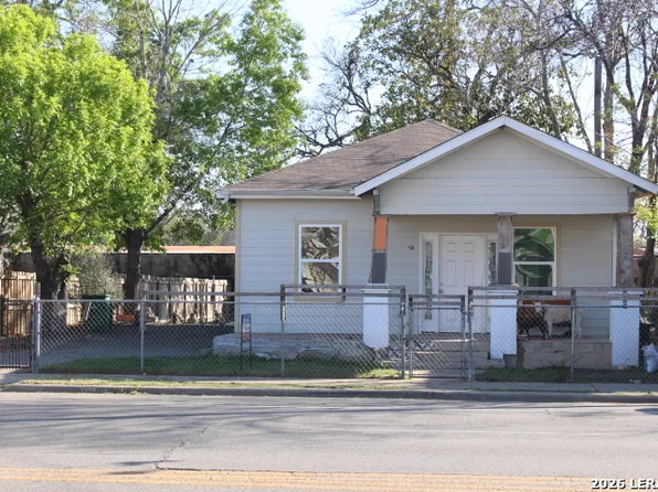 830 Steves Ave, San Antonio, TX 78210