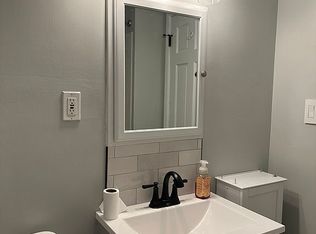 918 Oneida St, Lewiston, NY 14092