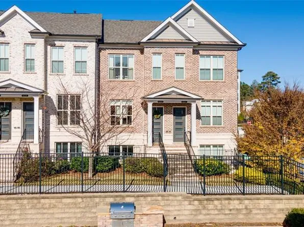 4203 Deming Cir, Sandy Springs, GA 30342